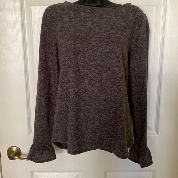 Elle Gray Women’s Sweater With Ruffled Sleeves, Size Small - Picture 1 of 4